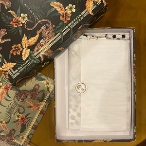 NWT - Desmond & Dempsey Jag Print Wide Leg Pajama Trousers. Size XS.